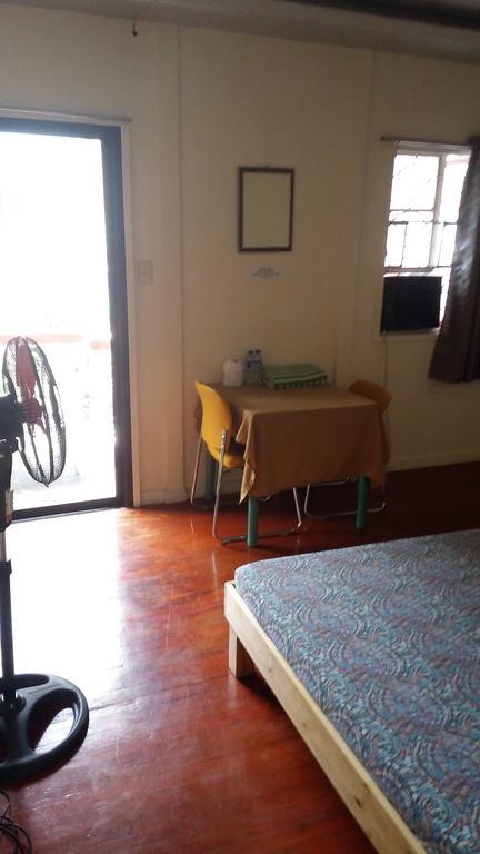 Paranaque City Christopher B&B And Apartments (Adults Only) المظهر الخارجي الصورة