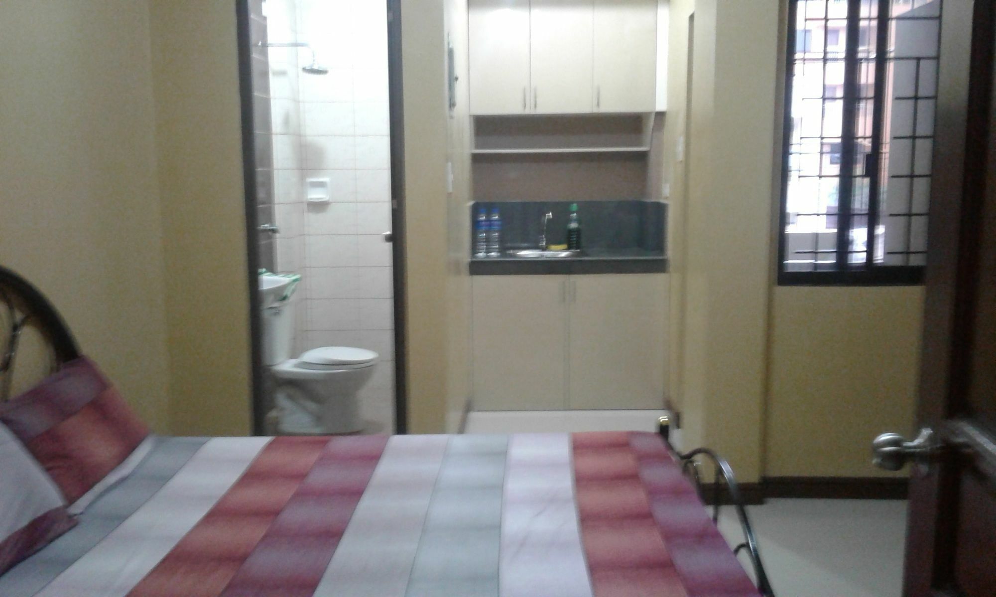 Paranaque City Christopher B&B And Apartments (Adults Only) المظهر الخارجي الصورة